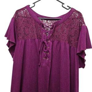'1025T890 Chic Lace-Up Magenta Blouse